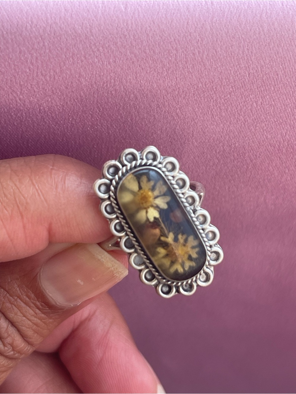 Handmade Yellow Floral Vintage-Style Resin Ring